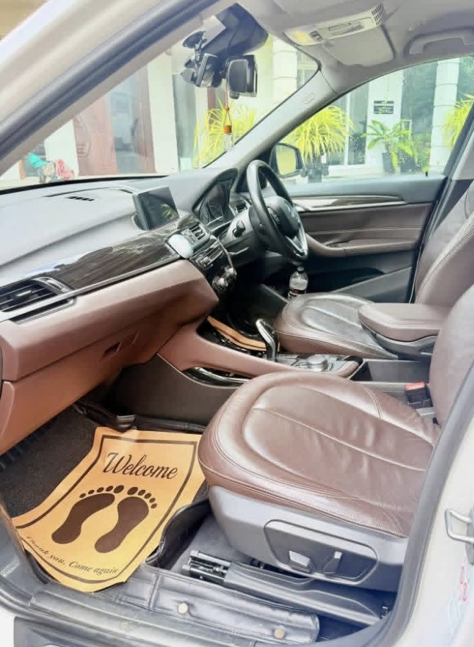 BMW x1 2018 - பயன்படுத்தப்பட்டது SUV sale in Sri Lanka - patpat.lk