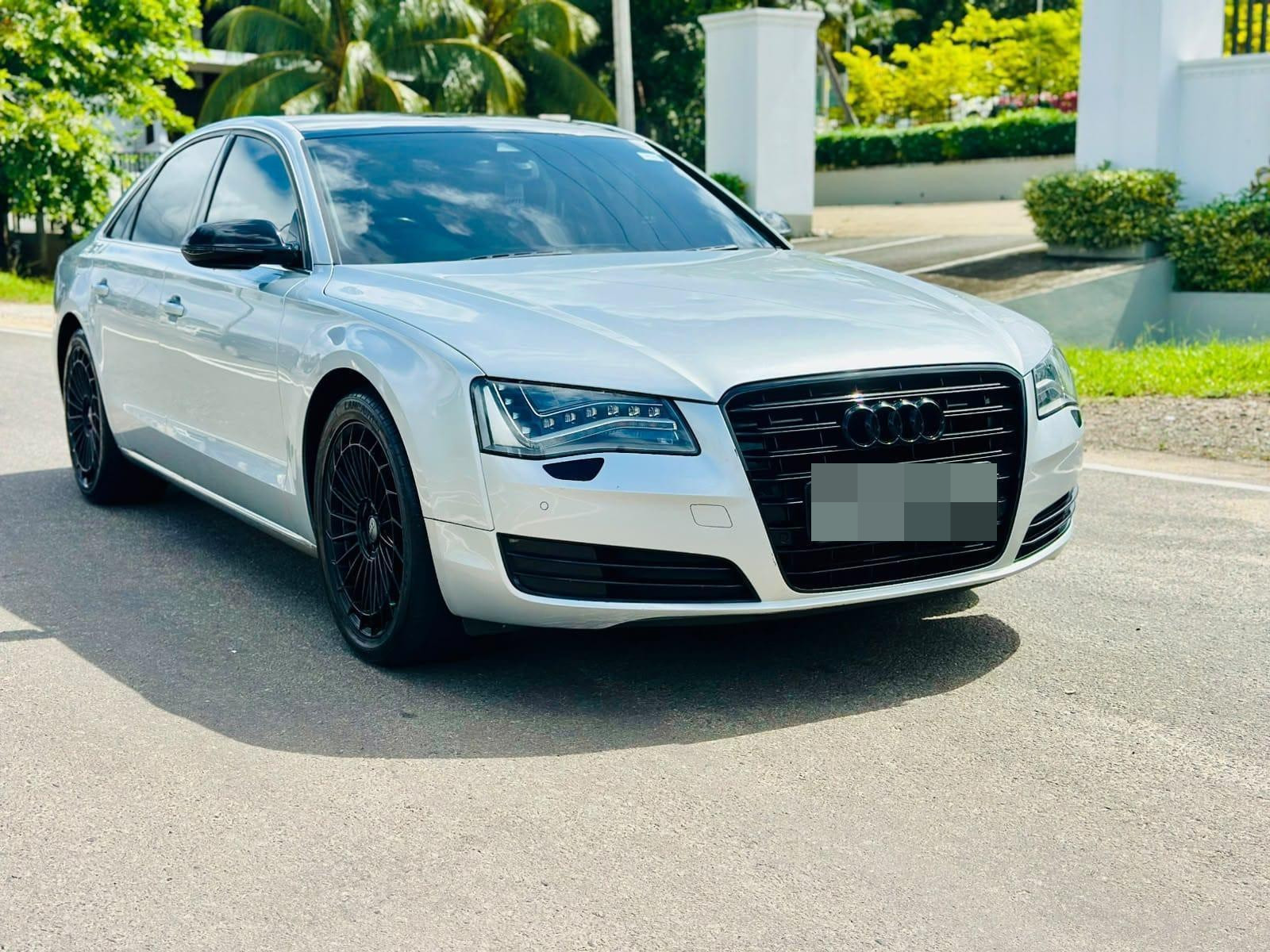 Audi A8 2013 - பயன்படுத்தப்பட்டது கார் sale in Sri Lanka - patpat.lk