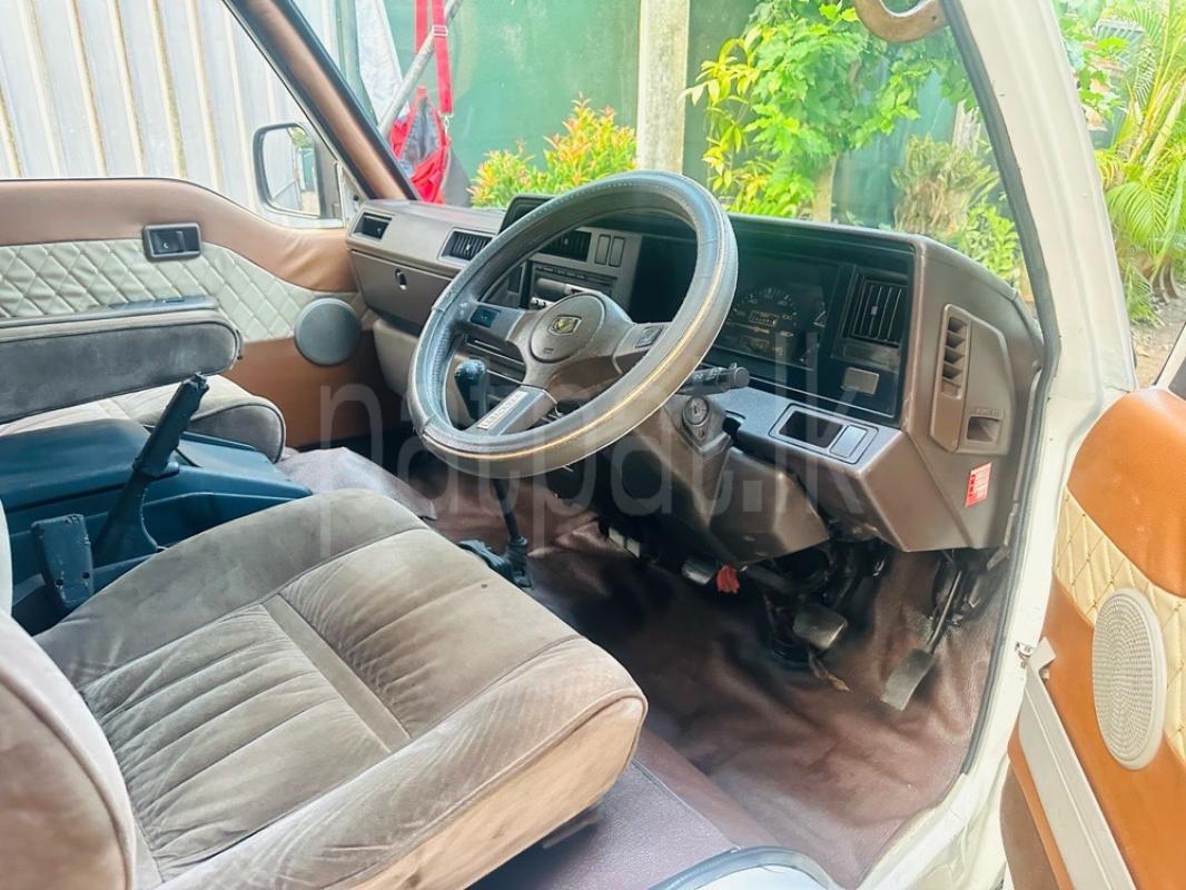 Advertisement image 5