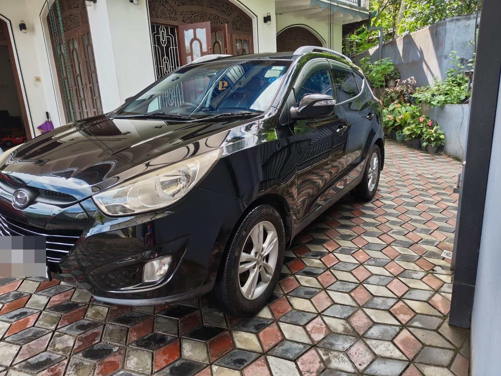 Hyundai Tucson 2012 - பயன்படுத்தப்பட்டது SUV sale in Sri Lanka - patpat.lk