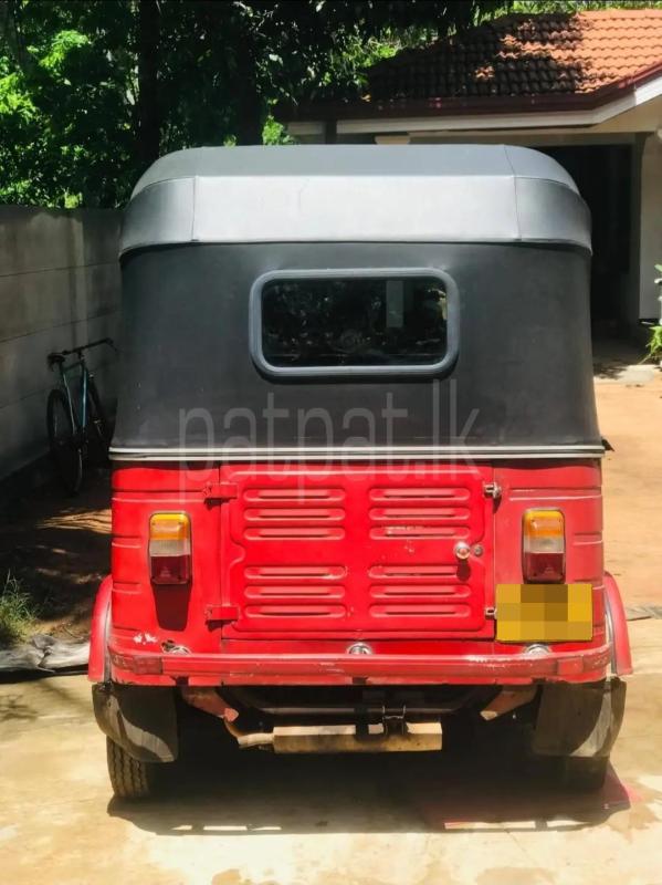 Bajaj 4 stroke 2011 - பயன்படுத்தப்பட்டது முச்சக்கர வண்டி sale in Sri Lanka - patpat.lk