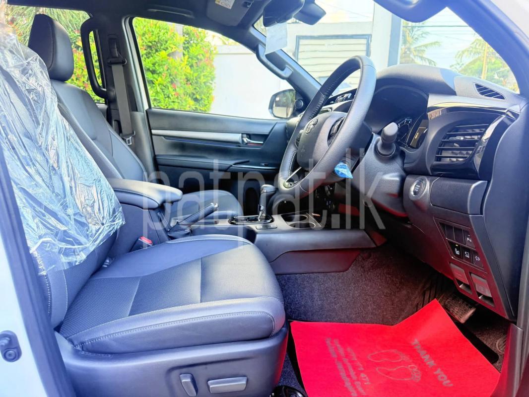 Advertisement image 6