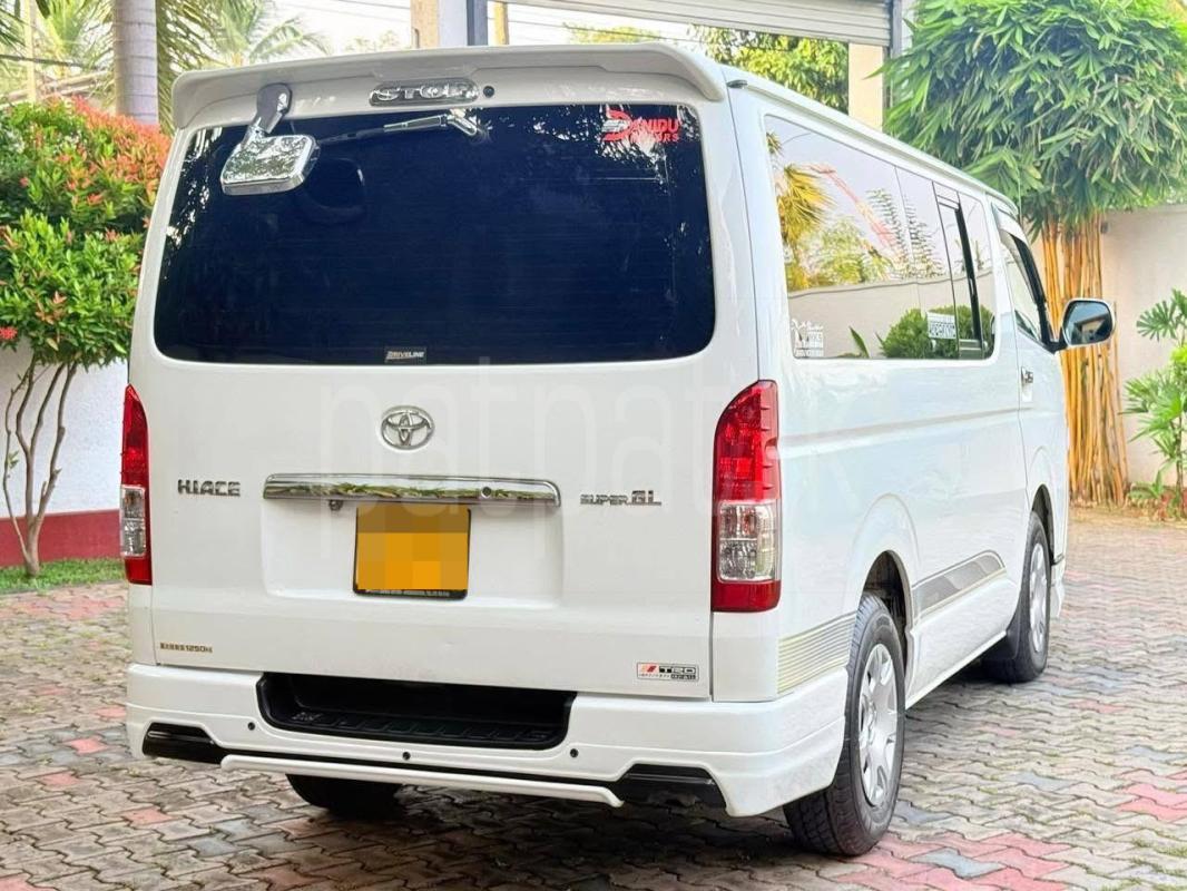 Advertisement image 4