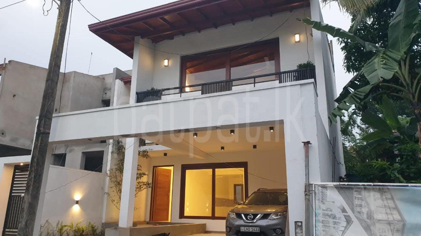 House for Sale in Talawatugoda ads-image-1