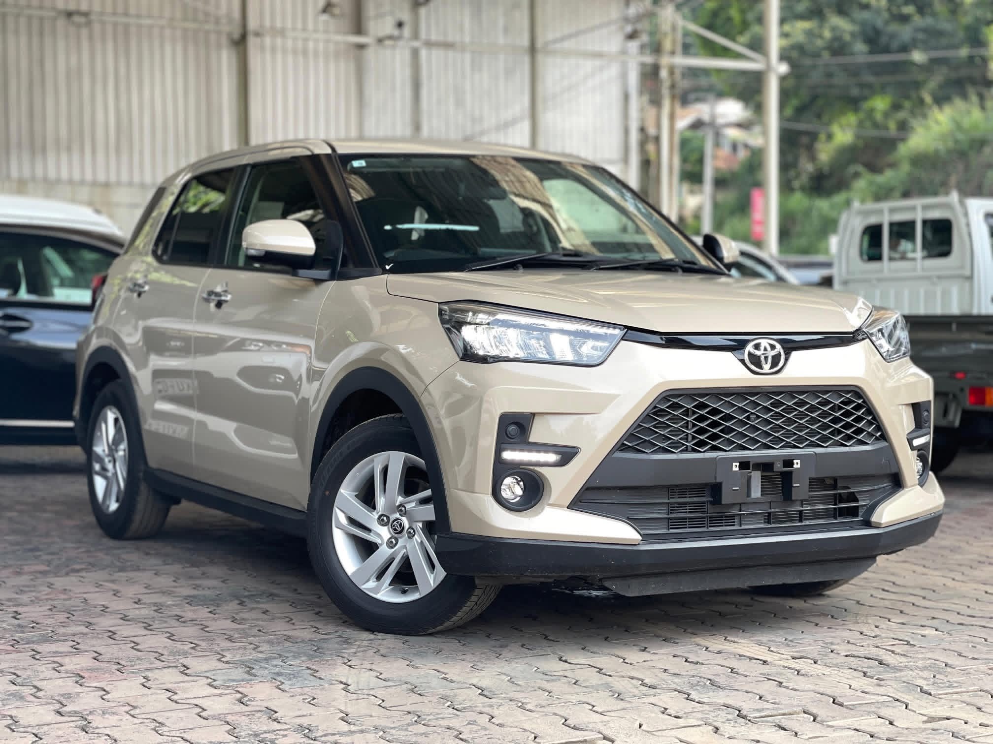 Toyota Raize 2022 ads-image-1