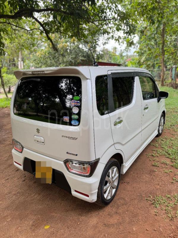 Advertisement image 4