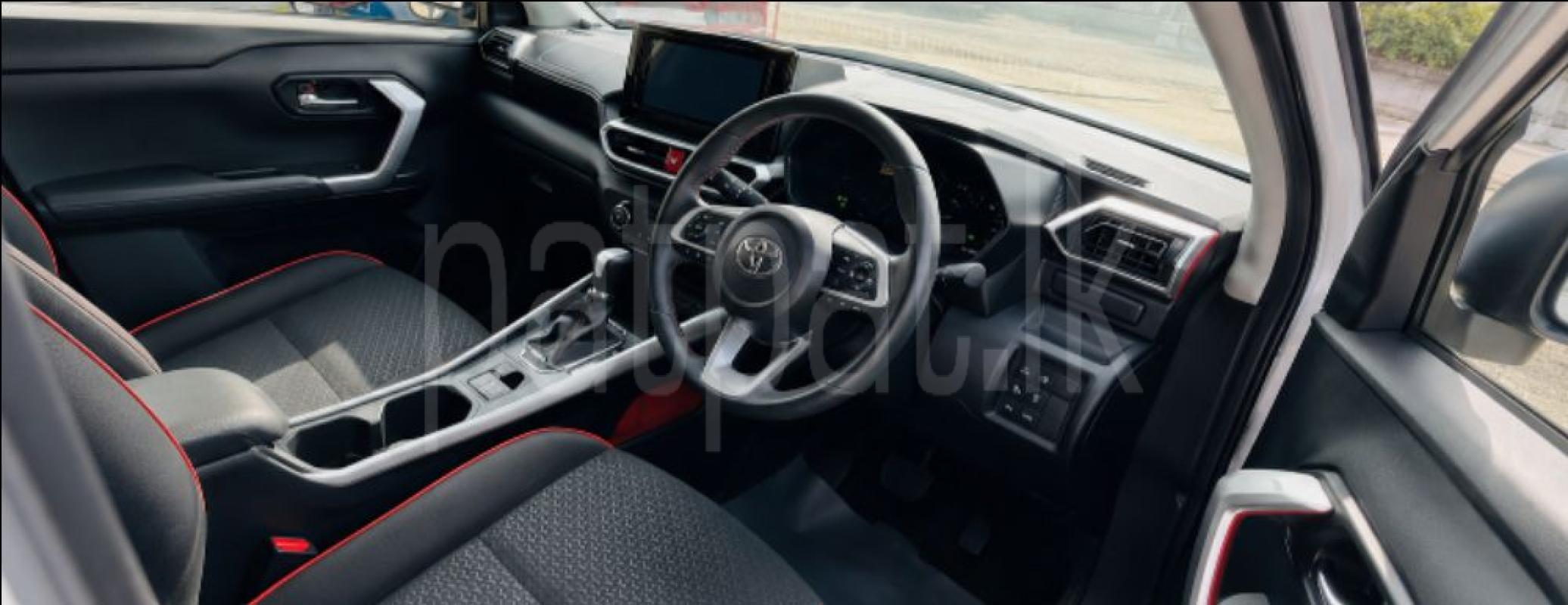Toyota Raize 2025 - சான்றளிக்கப்பட்டது SUV sale in Sri Lanka - patpat.lk