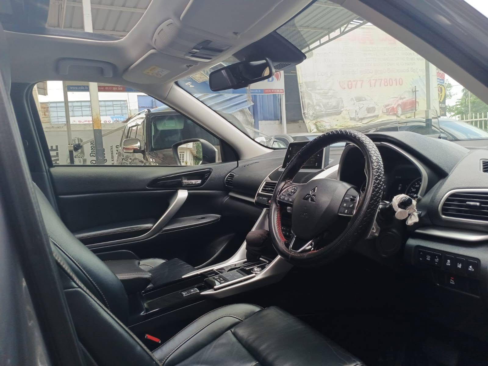 Mitsubishi Eclipse 2018 - Reconditioned SUV sale in Sri Lanka - patpat.lk
