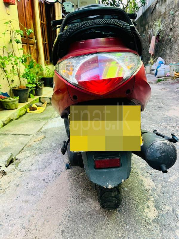 Advertisement image 3