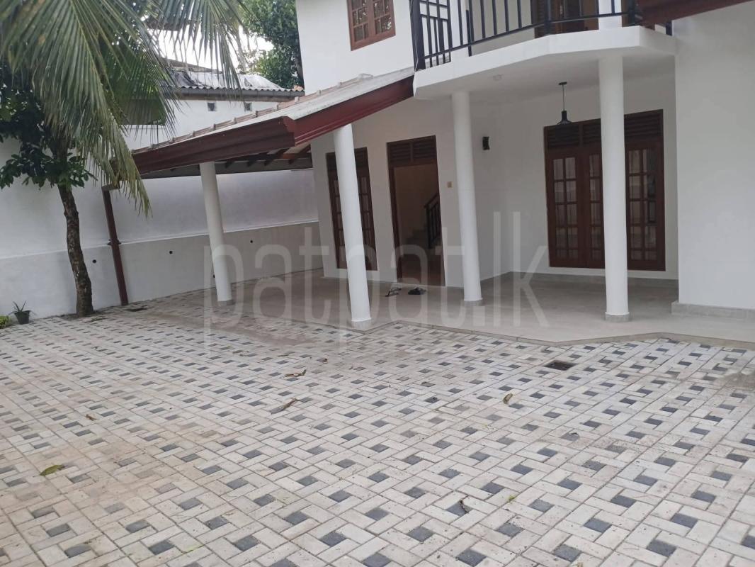 House for Sale in Homagama ads-image-1