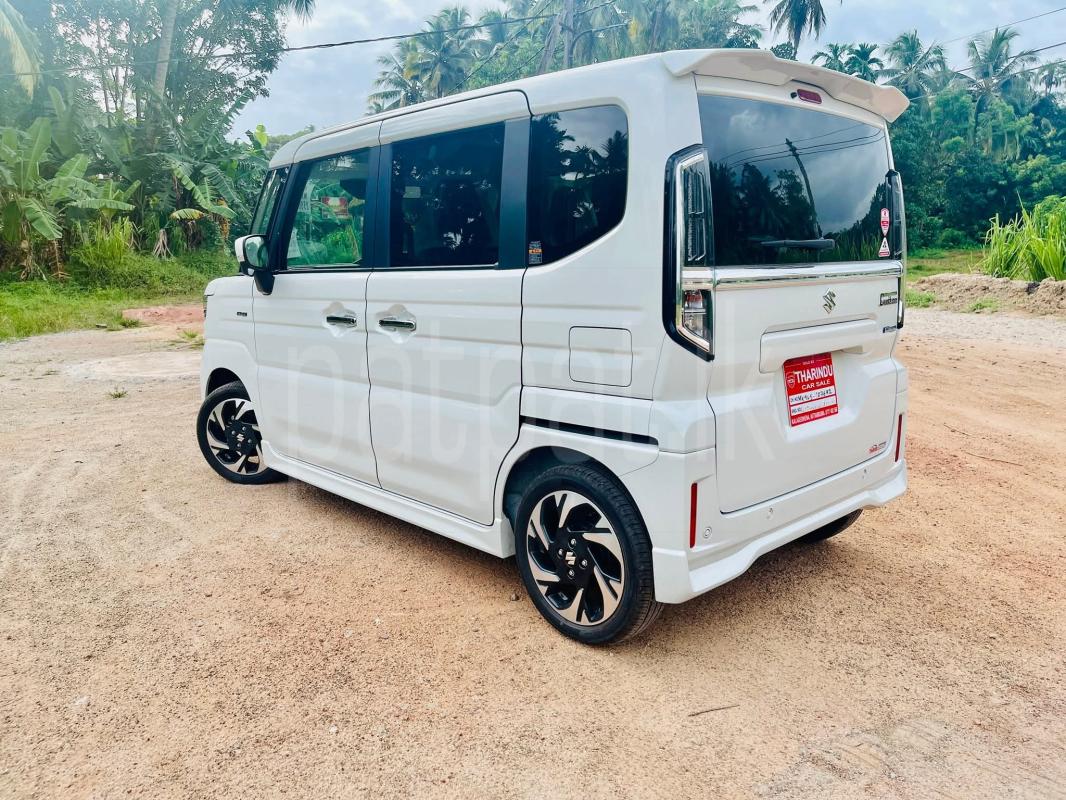 Advertisement image 4