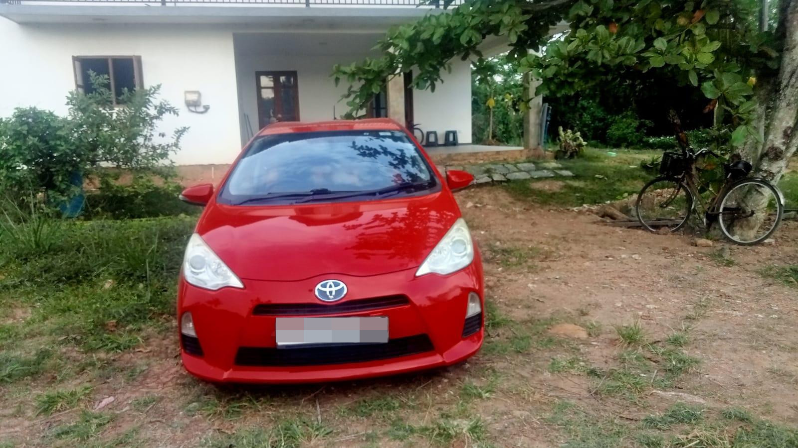 Toyota Aqua 2013 - Used Car sale in Sri Lanka - patpat.lk