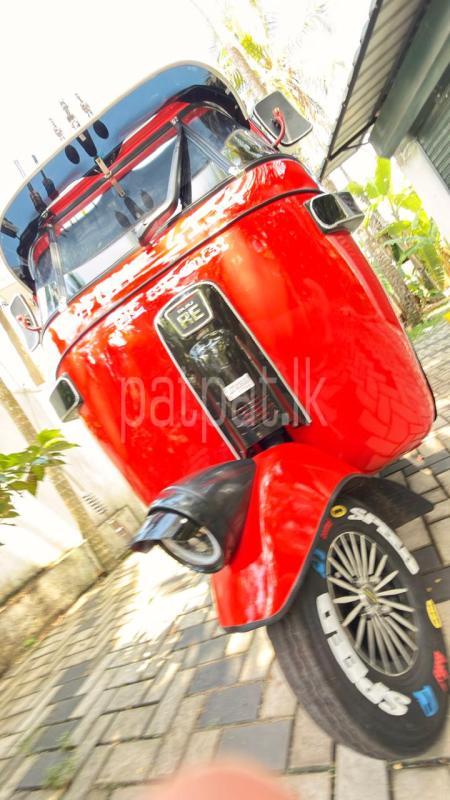 Bajaj 2 stroke 2006 - பயன்படுத்தப்பட்டது முச்சக்கர வண்டி sale in Sri Lanka - patpat.lk