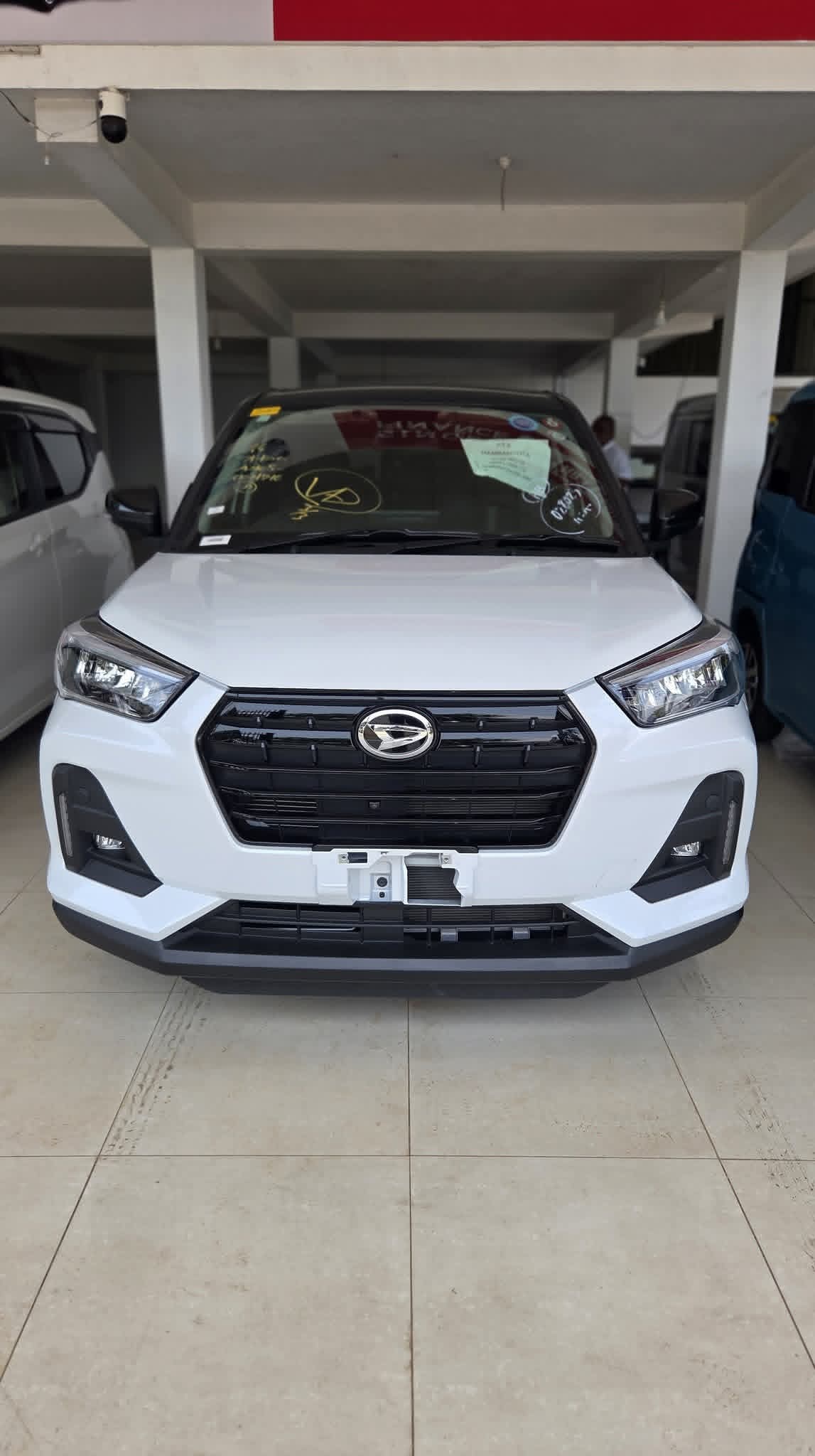 Daihatsu Rocky 2023 - பயன்படுத்தப்பட்டது SUV sale in Sri Lanka - patpat.lk