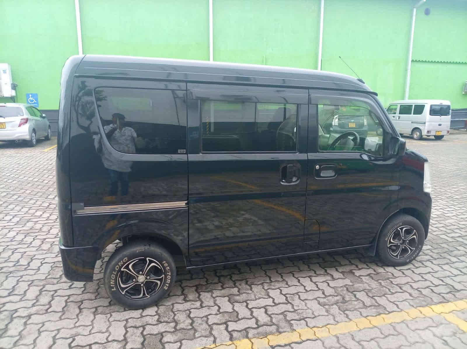 Nissan Clipper 2017 - Used Van sale in Sri Lanka - patpat.lk