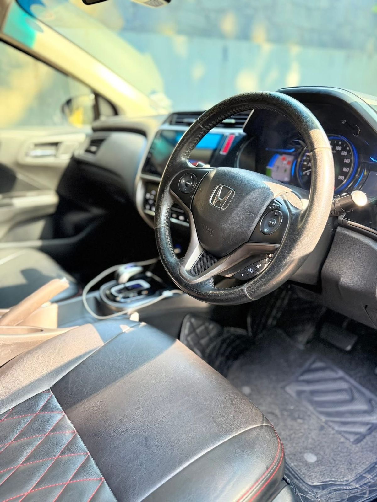 Honda Grace 2014 - Used Car sale in Sri Lanka - patpat.lk