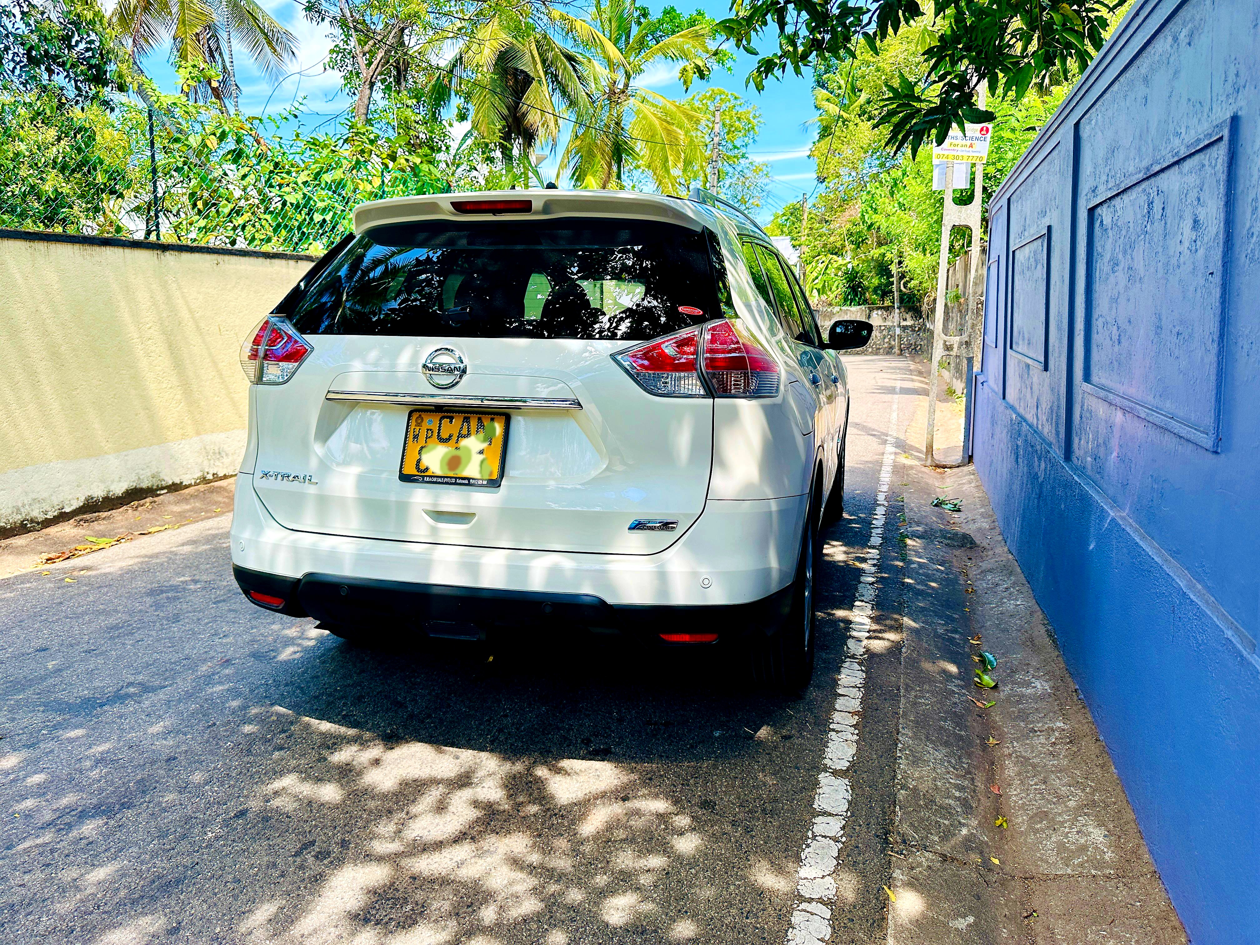 Nissan X Trail 2015 - Used SUV sale in Sri Lanka - patpat.lk