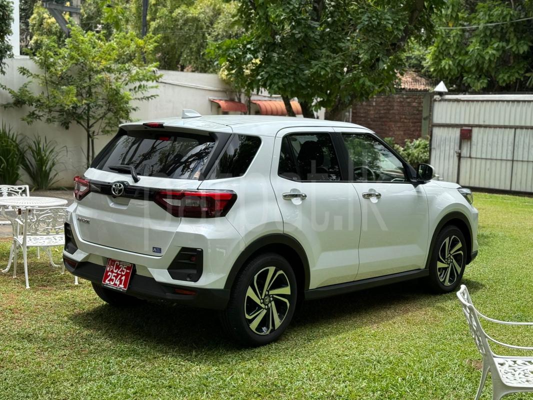 Advertisement image 3