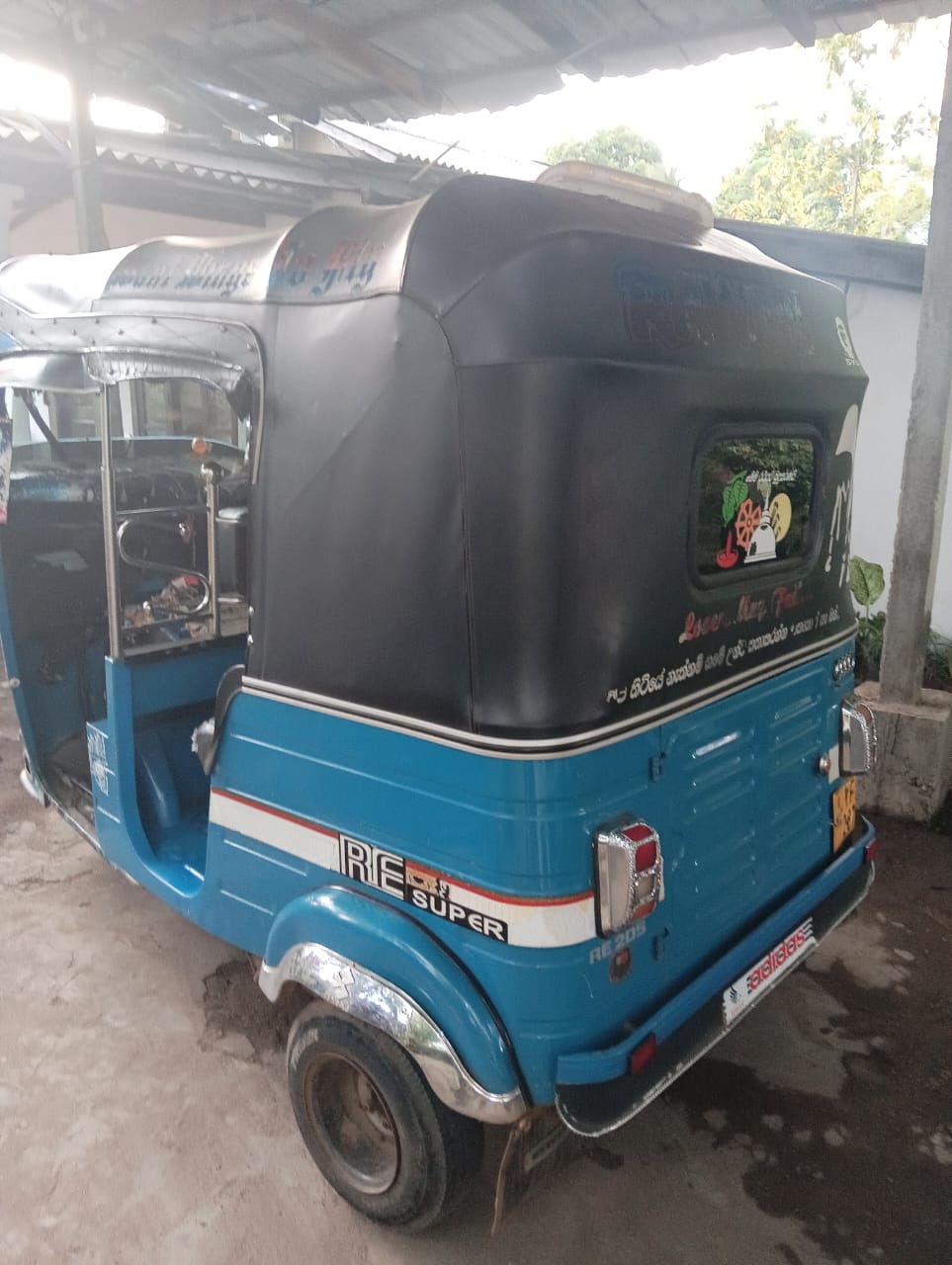 Bajaj Three Wheel 2011 - Reconditioned Three wheeler sale in Sri Lanka - patpat.lk