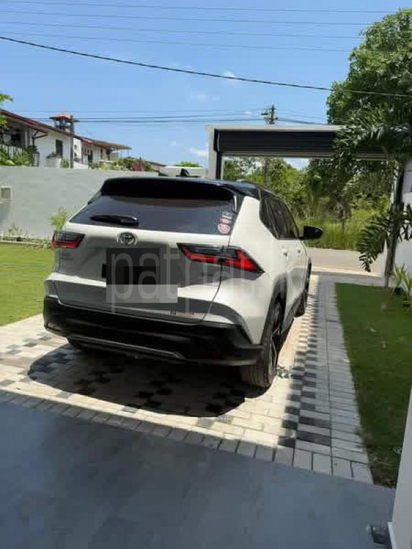 Toyota Yaris Cross 2025 - Brand New SUV sale in Sri Lanka - patpat.lk