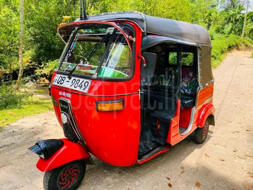 Bajaj Three Wheel 2005 - பயன்படுத்தப்பட்டது முச்சக்கர வண்டி sale in Sri Lanka - patpat.lk