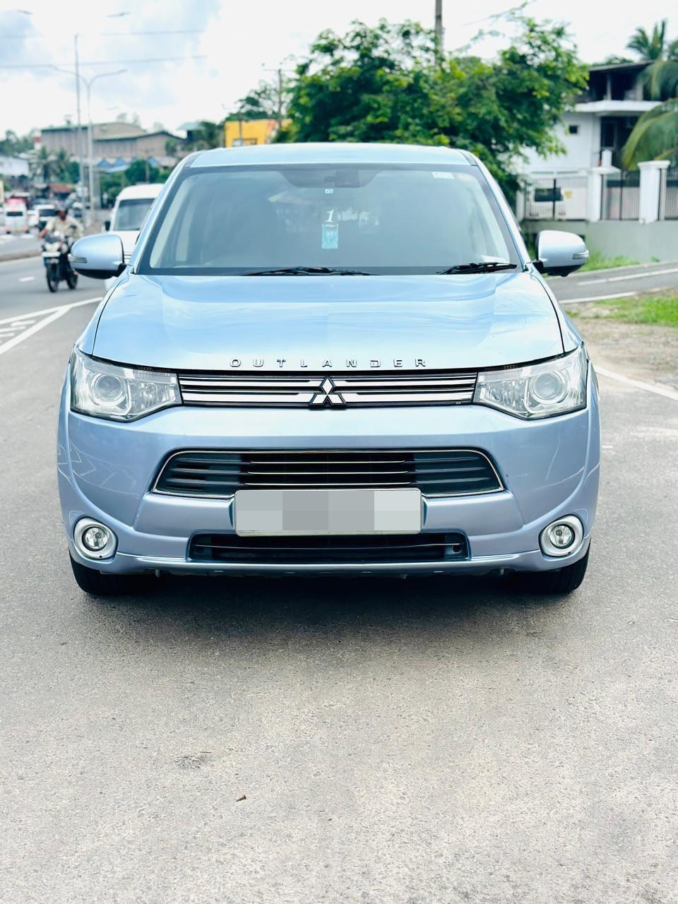 Mitsubishi Outlander 2014 - Used SUV sale in Sri Lanka - patpat.lk