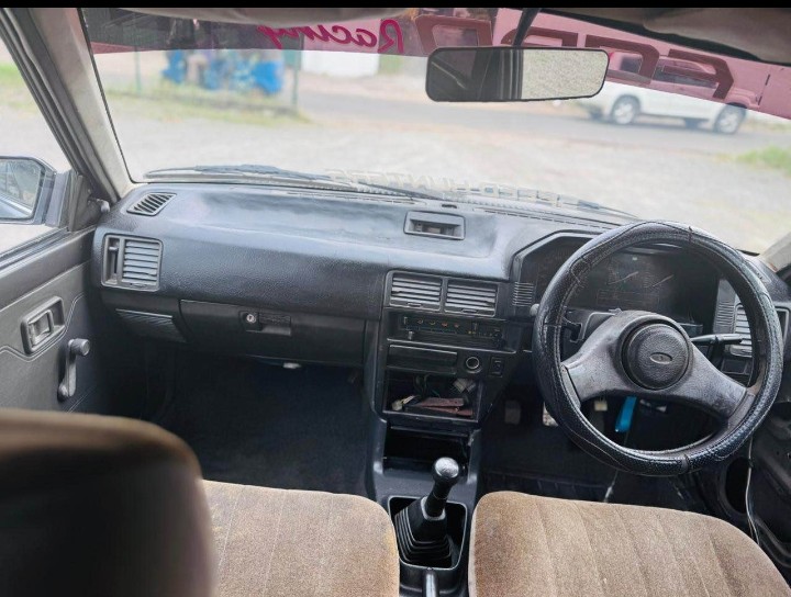 Ford Laser 1988 - பயன்படுத்தப்பட்டது கார் sale in Sri Lanka - patpat.lk