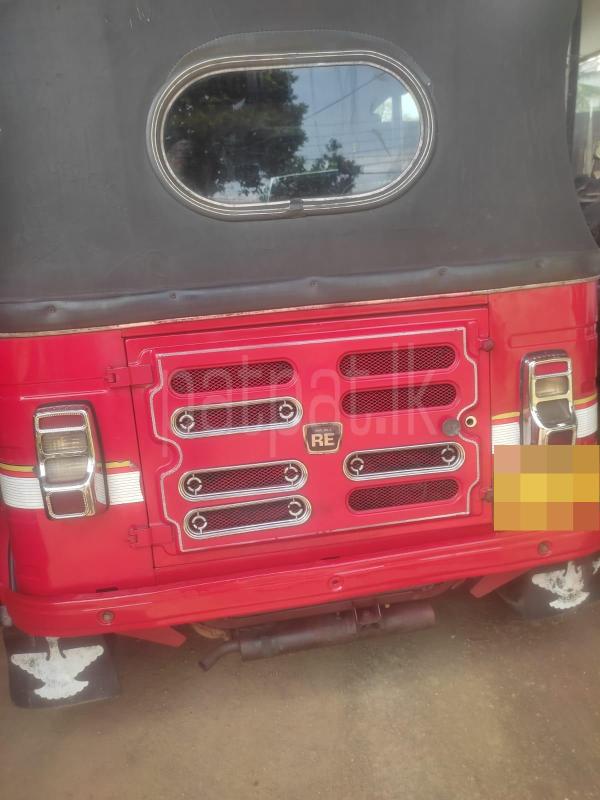 Bajaj 4 stroke 2015 - Used Three wheeler sale in Sri Lanka - patpat.lk