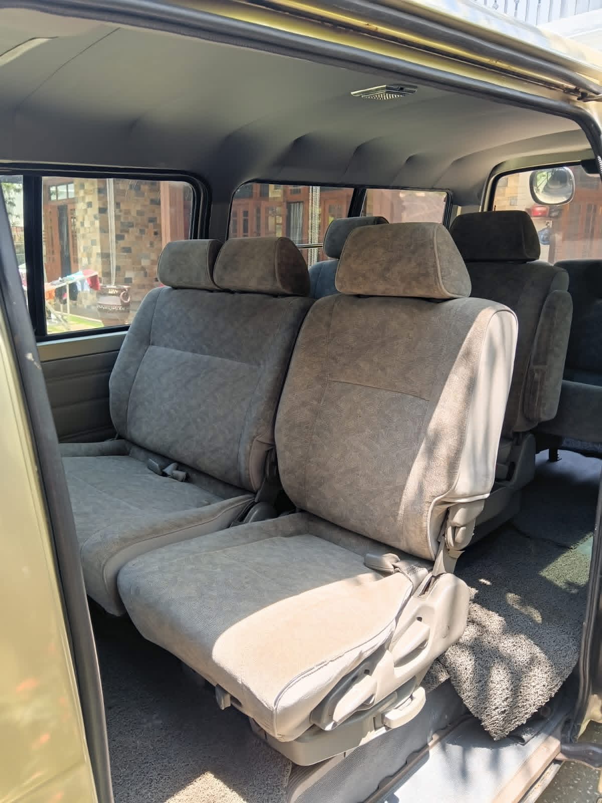 Nissan Caravan 1997 - Used Van sale in Sri Lanka - patpat.lk