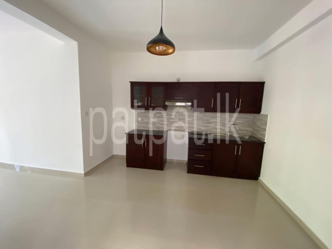 Luxury Apartment for Sale in Talawatugoda