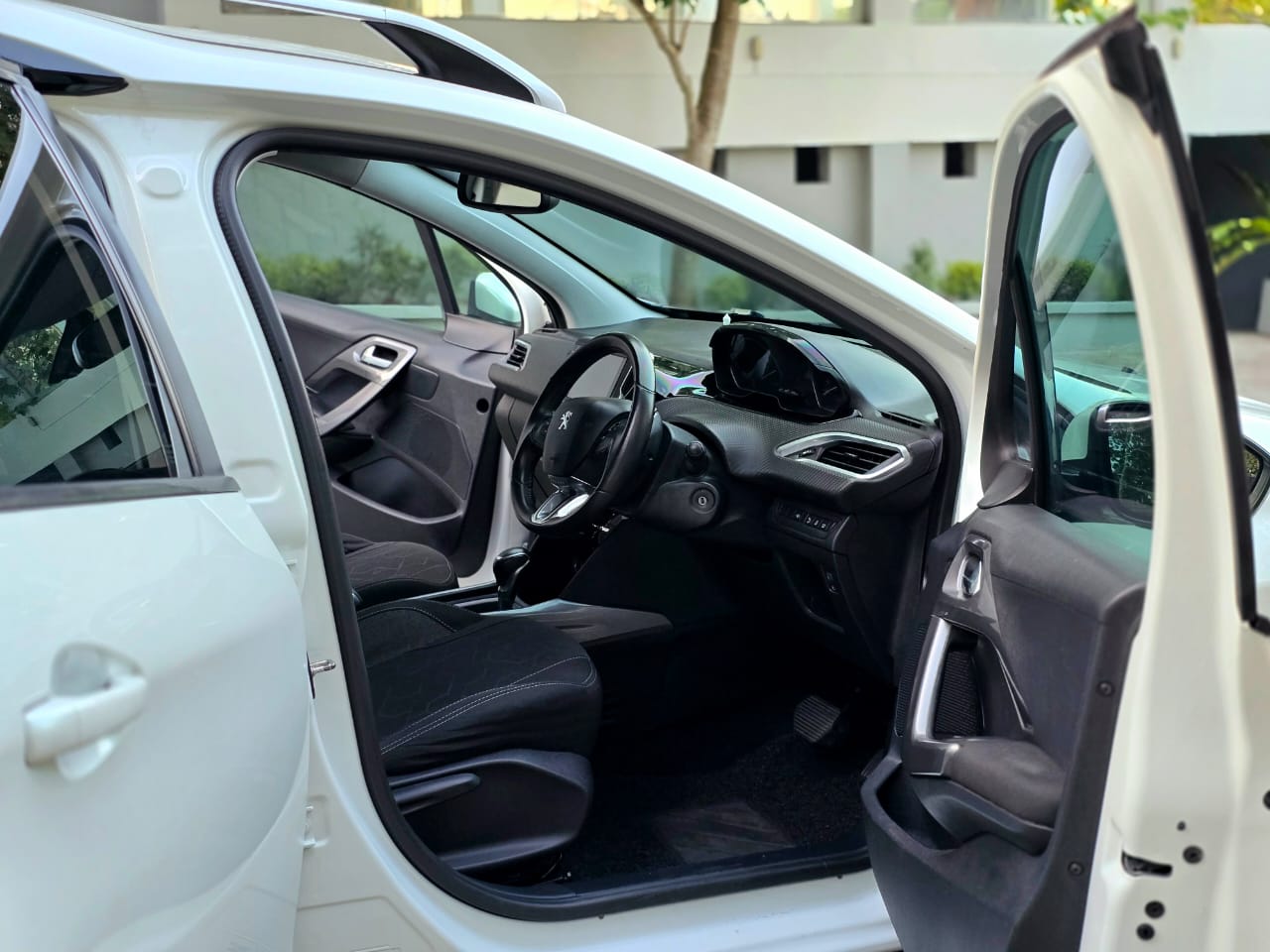 Peugeot 2008 2017 - Used SUV sale in Sri Lanka - patpat.lk