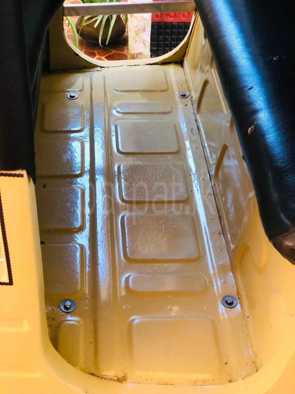 Bajaj 4 stroke 2007 - Used Three wheeler sale in Sri Lanka - patpat.lk