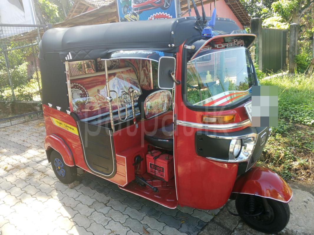 Bajaj Three Wheel 2014 - Used Three wheeler sale in Sri Lanka - patpat.lk