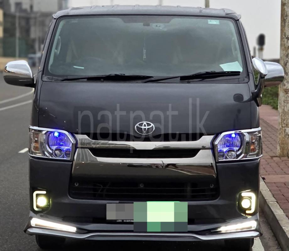 Toyota Hiace 2016 - பயன்படுத்தப்பட்டது வேன் sale in Sri Lanka - patpat.lk
