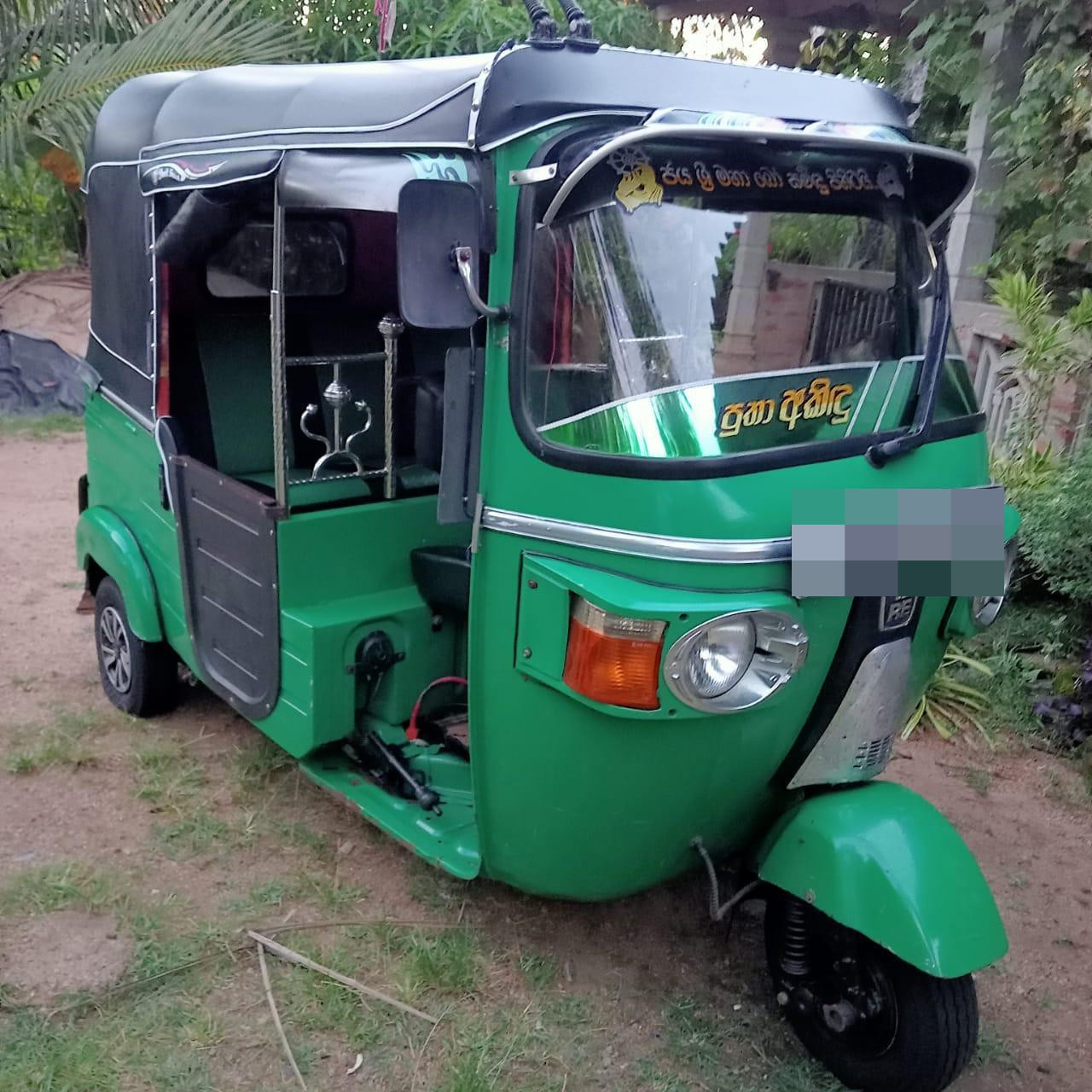Bajaj Three Wheel 2012 - Used Three wheeler sale in Sri Lanka - patpat.lk