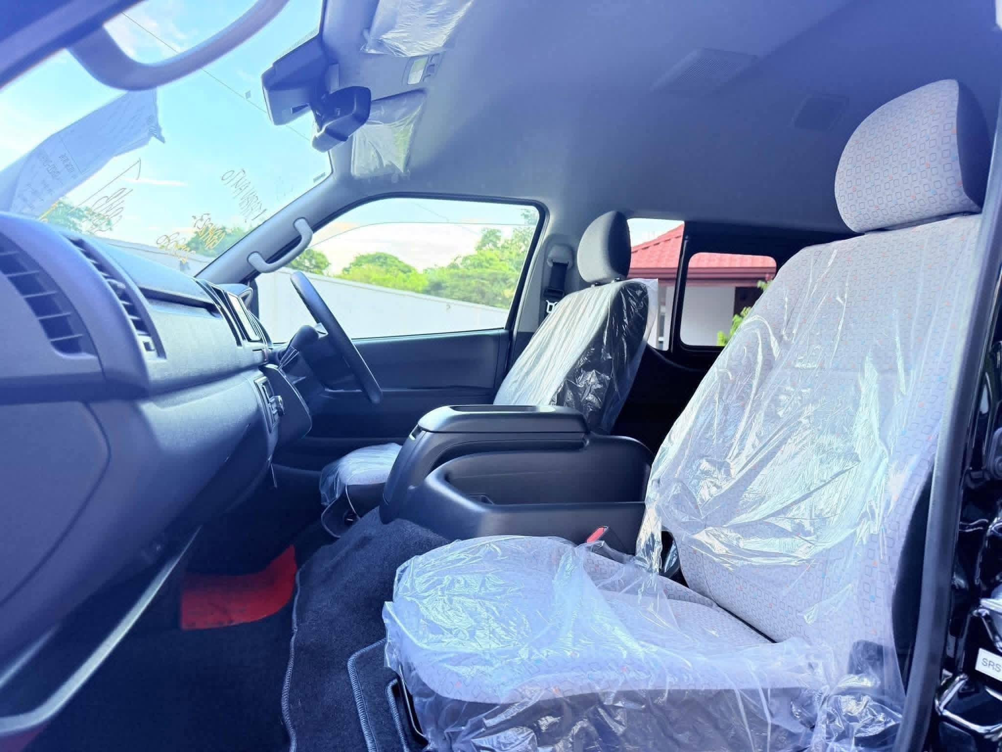 Toyota Hiace 2025 - Brand New Van sale in Sri Lanka - patpat.lk