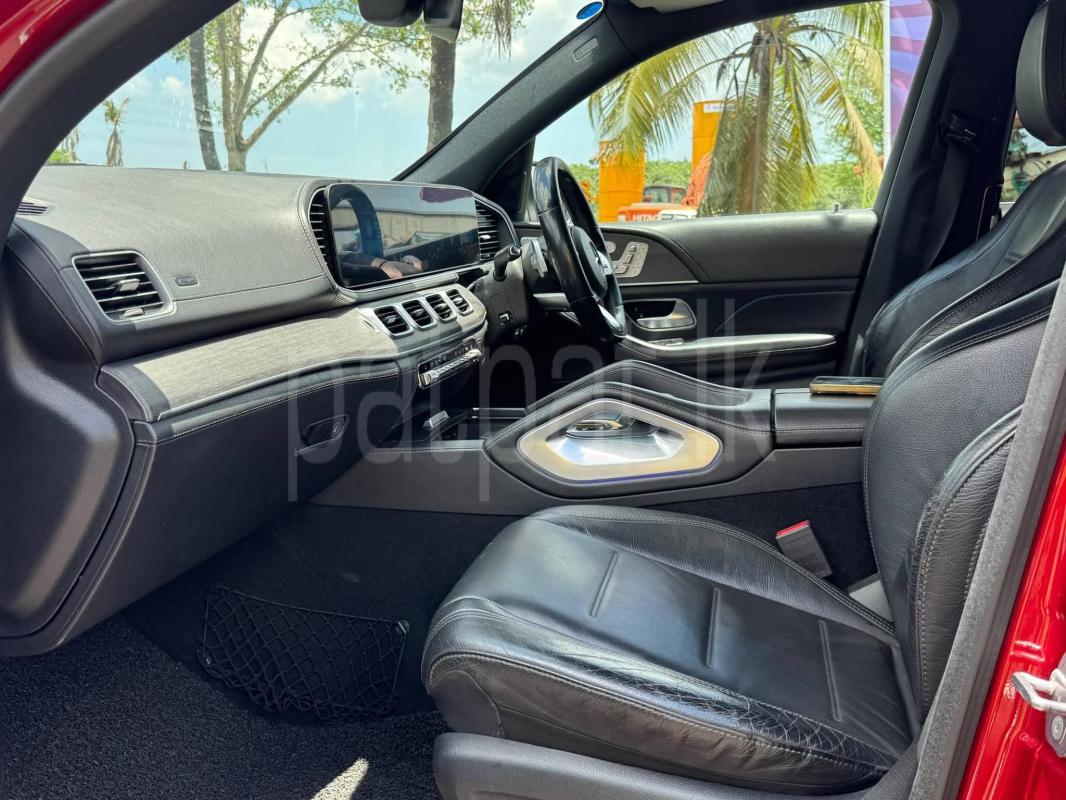 Mercedes Benz GLE300D 2019 - භාවිතා කරන ලද SUV රථය sale in Sri Lanka - patpat.lk
