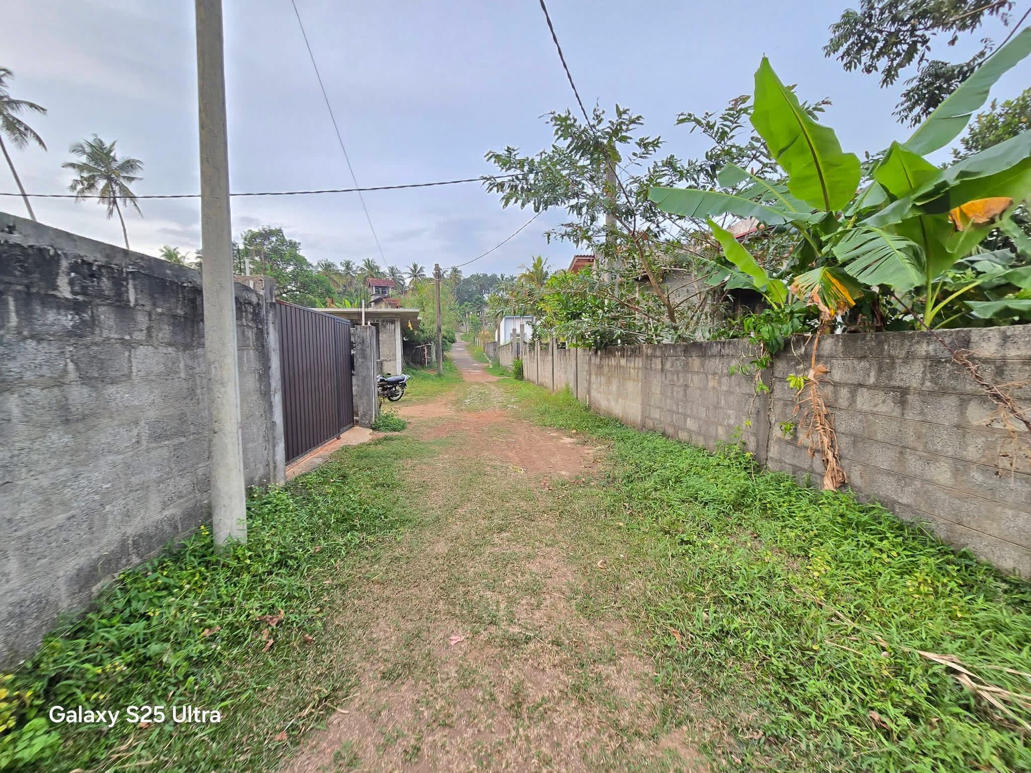 Commercial Land for Sale in Kadawatha