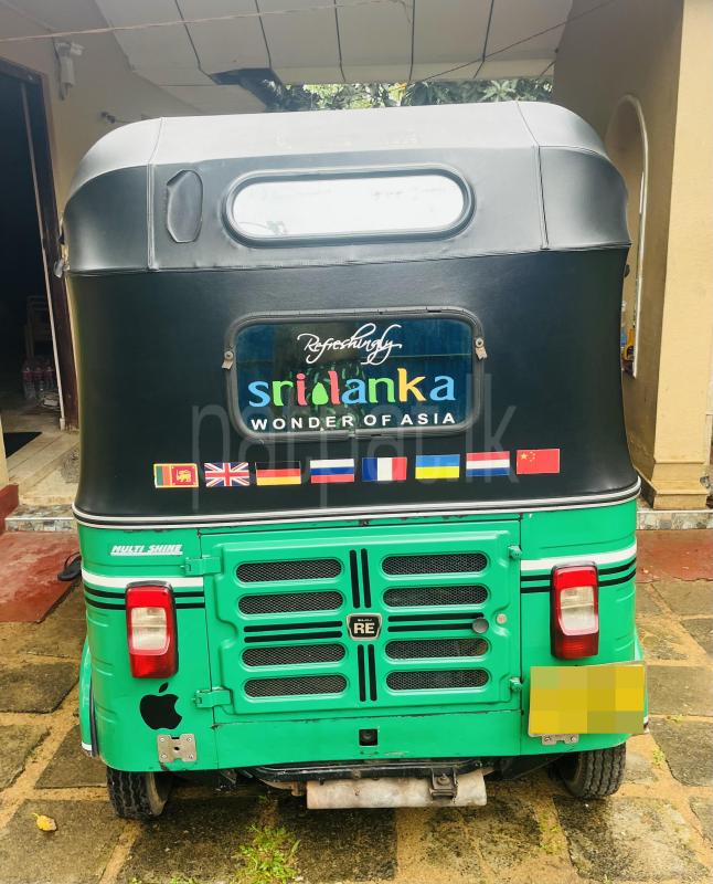 Bajaj 4 stroke 2017 - பயன்படுத்தப்பட்டது முச்சக்கர வண்டி sale in Sri Lanka - patpat.lk