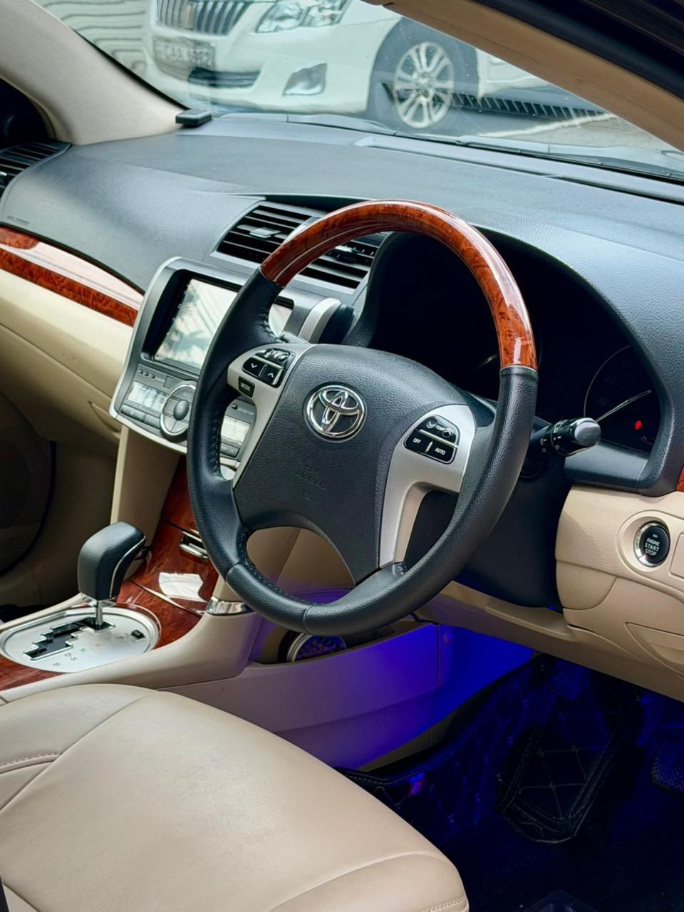 Toyota Premio 2013 - Used Car sale in Sri Lanka - patpat.lk