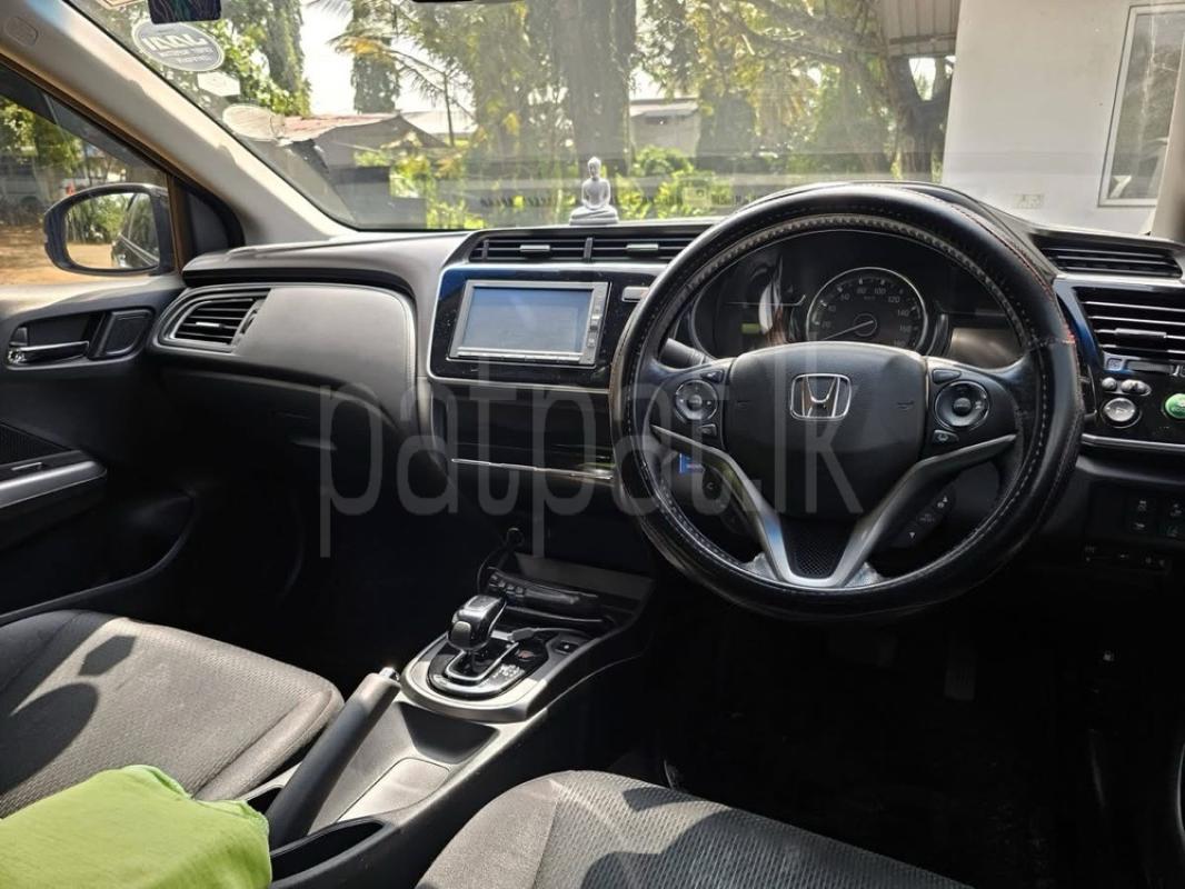 Advertisement image 6