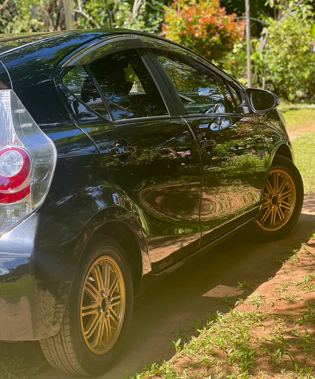 Toyota Aqua 2013 - භාවිතා කරන ලද කාර් sale in Sri Lanka - patpat.lk