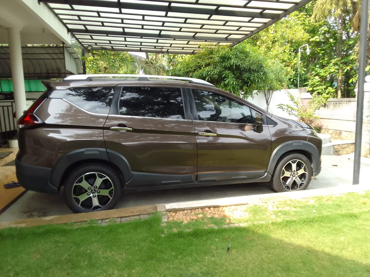 Mitsubishi Express 2020 - பயன்படுத்தப்பட்டது SUV sale in Sri Lanka - patpat.lk