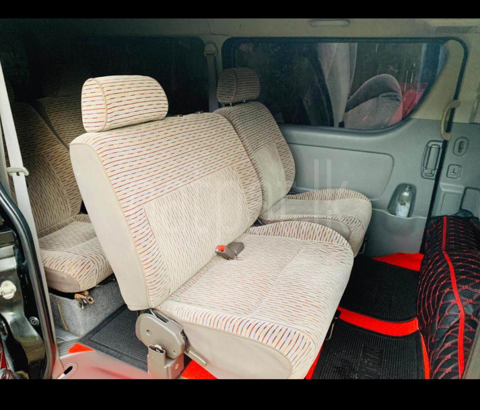 Toyota Hiace 2012 - பயன்படுத்தப்பட்டது வேன் sale in Sri Lanka - patpat.lk