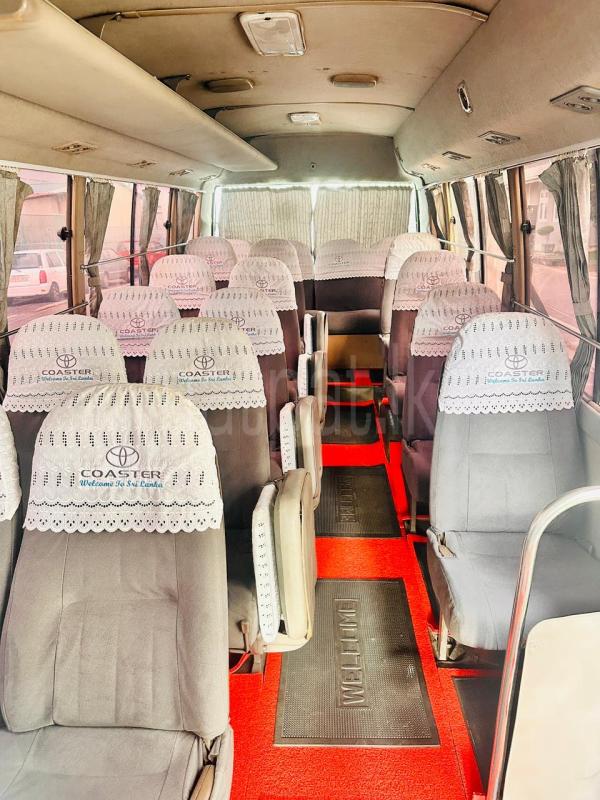 Toyota Coaster 1999 - பயன்படுத்தப்பட்டது பஸ் sale in Sri Lanka - patpat.lk