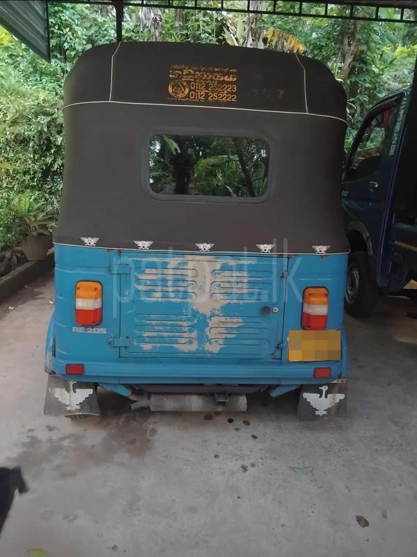 Bajaj 4 stroke 2010 - பயன்படுத்தப்பட்டது முச்சக்கர வண்டி sale in Sri Lanka - patpat.lk