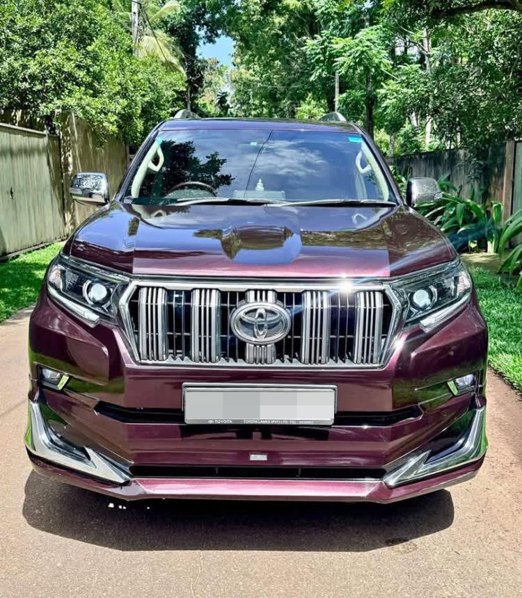Toyota Land Cruiser 2011 - பயன்படுத்தப்பட்டது SUV sale in Sri Lanka - patpat.lk