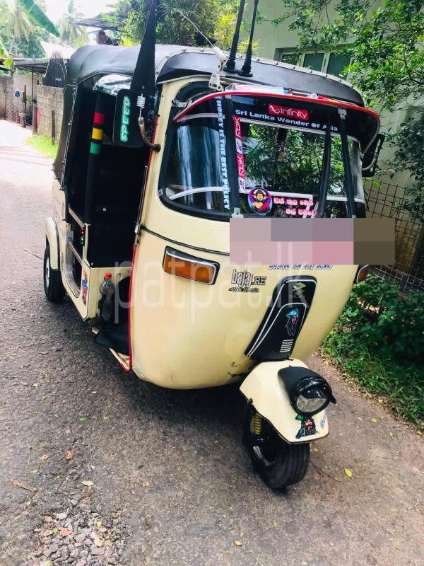Bajaj 2 stroke 1999 - භාවිතා කරන ලද ත්‍රිරෝද රථය sale in Sri Lanka - patpat.lk