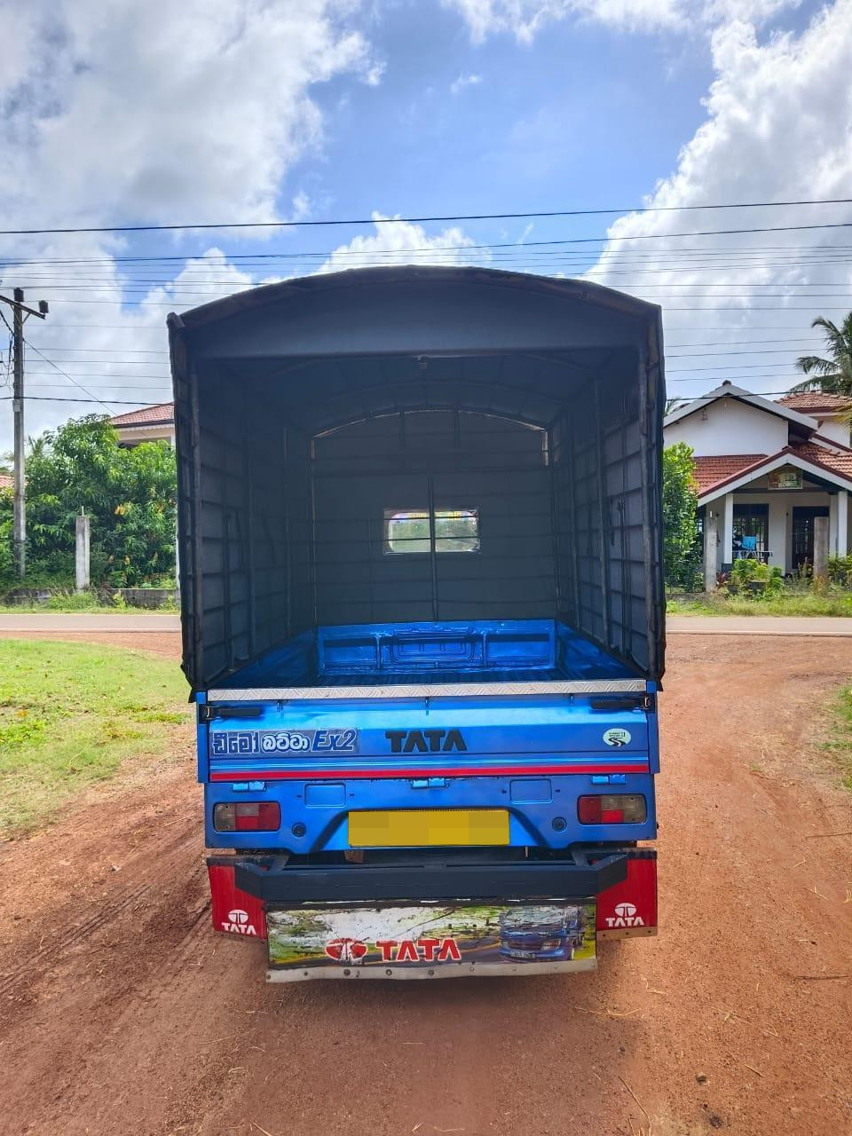 Tata Super Ace 2015 - பயன்படுத்தப்பட்டது டிரக் sale in Sri Lanka - patpat.lk