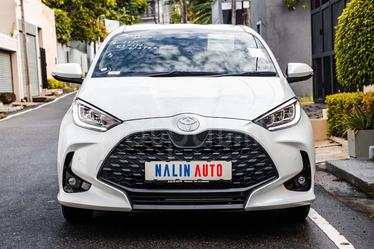 Toyota Yaris 2024 - Brand New Car sale in Sri Lanka - patpat.lk